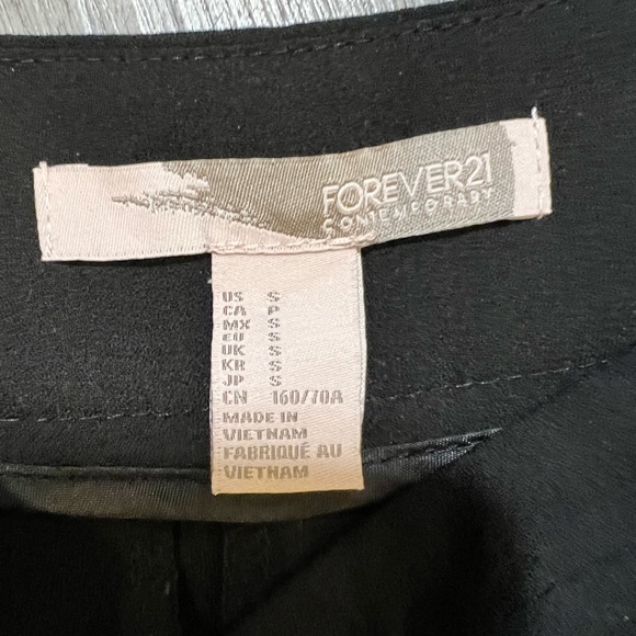 Women's Size S Black Lined Pants Fake Silver Pockets Forever 21 - Picture 3 of 9